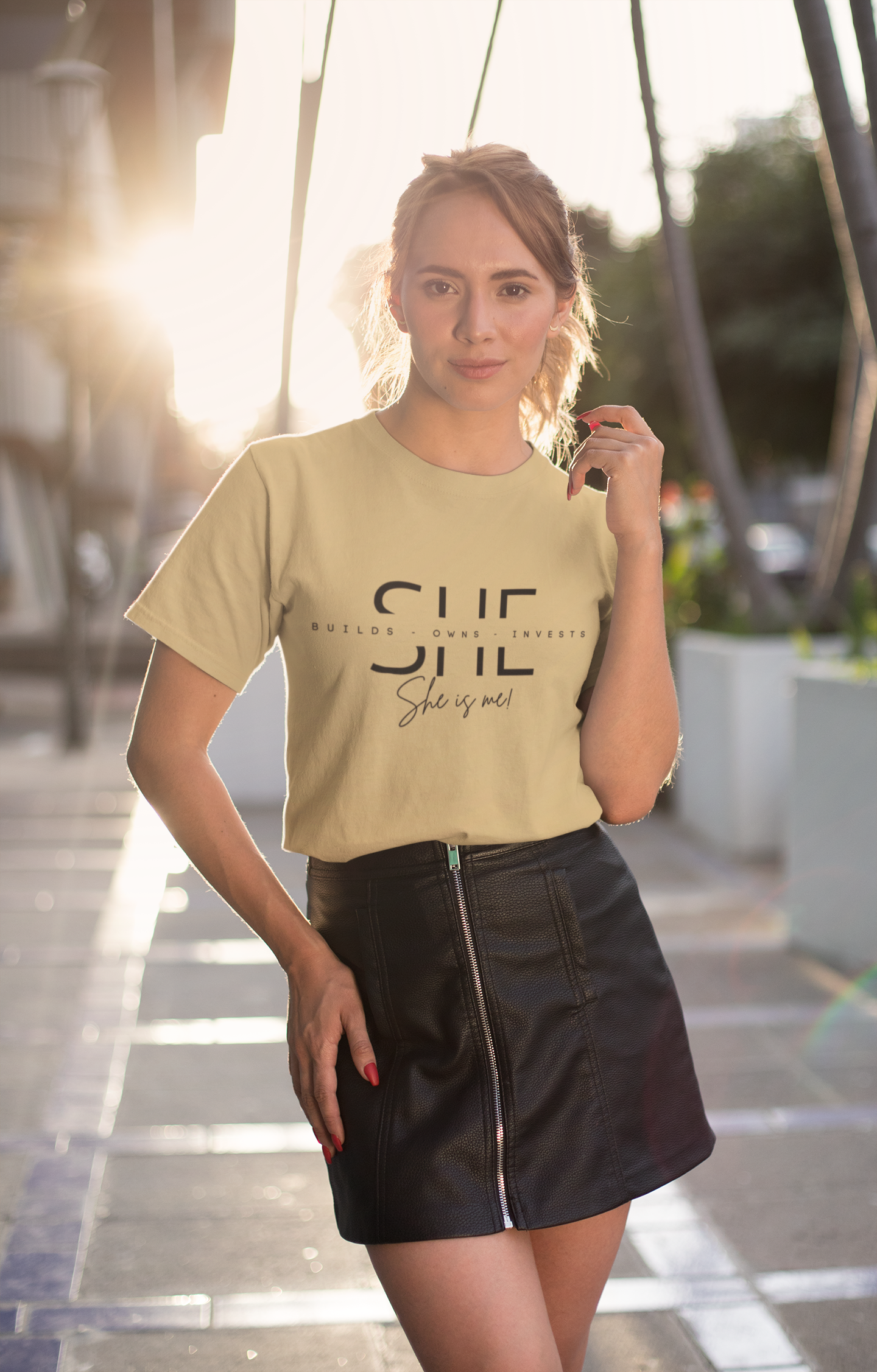 Women's T-Shirt : SHE