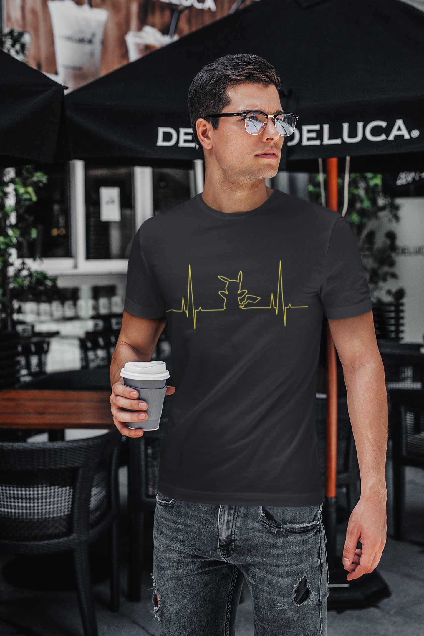 Men's T-Shirt : Pikachu