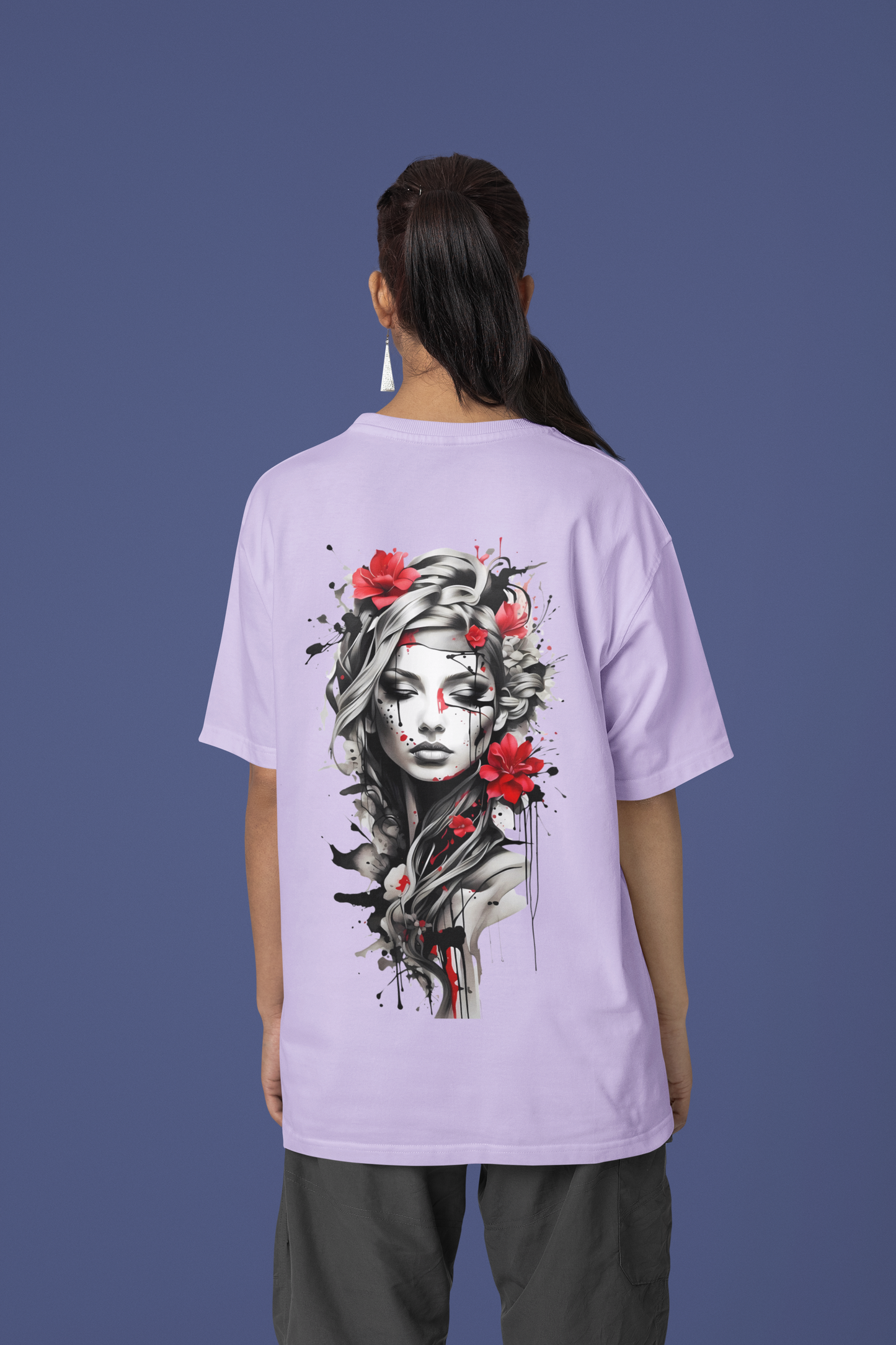 Oversized T-Shirt : Scarlet Muse