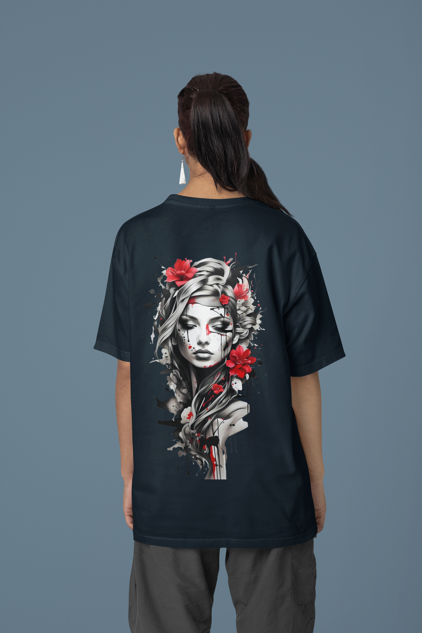 Oversized T-Shirt : Scarlet Muse
