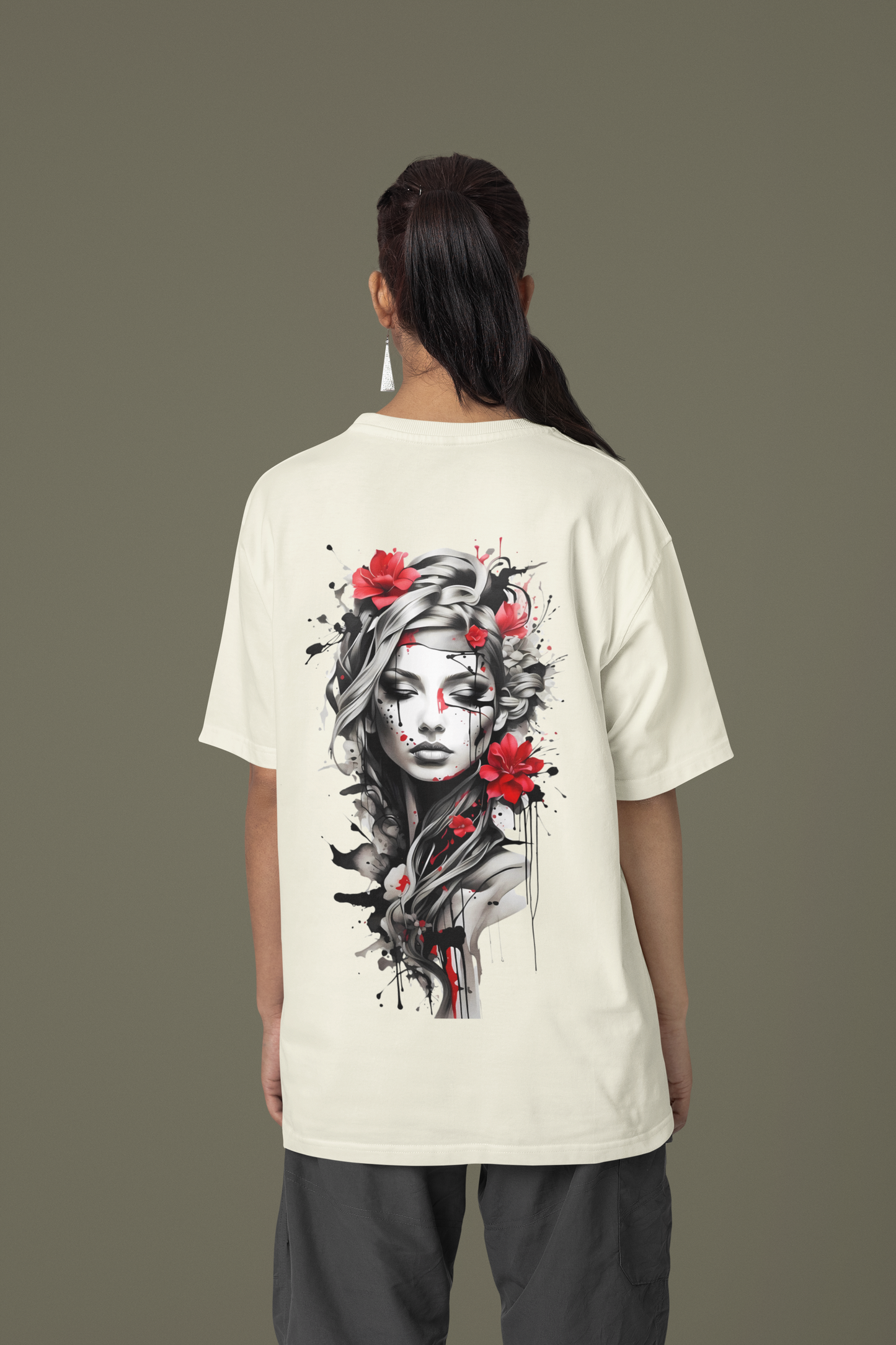Oversized T-Shirt : Scarlet Muse