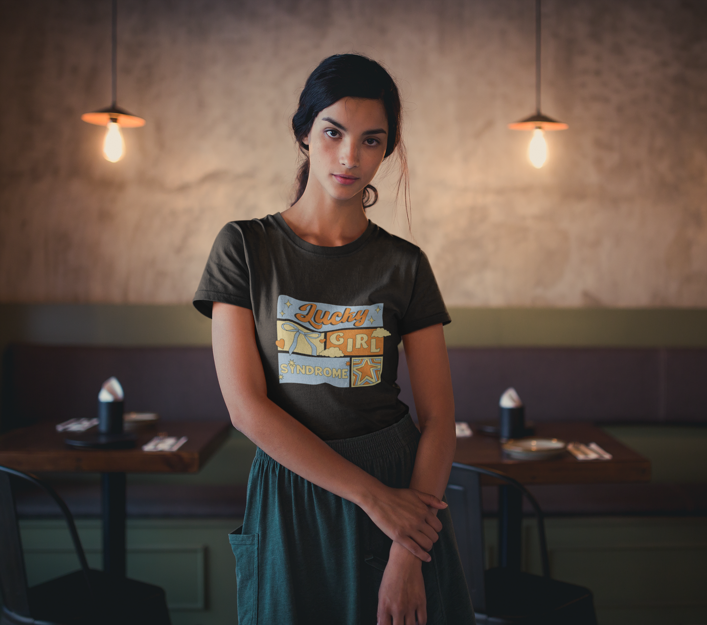 Women's T-Shirt : Lucky Girl