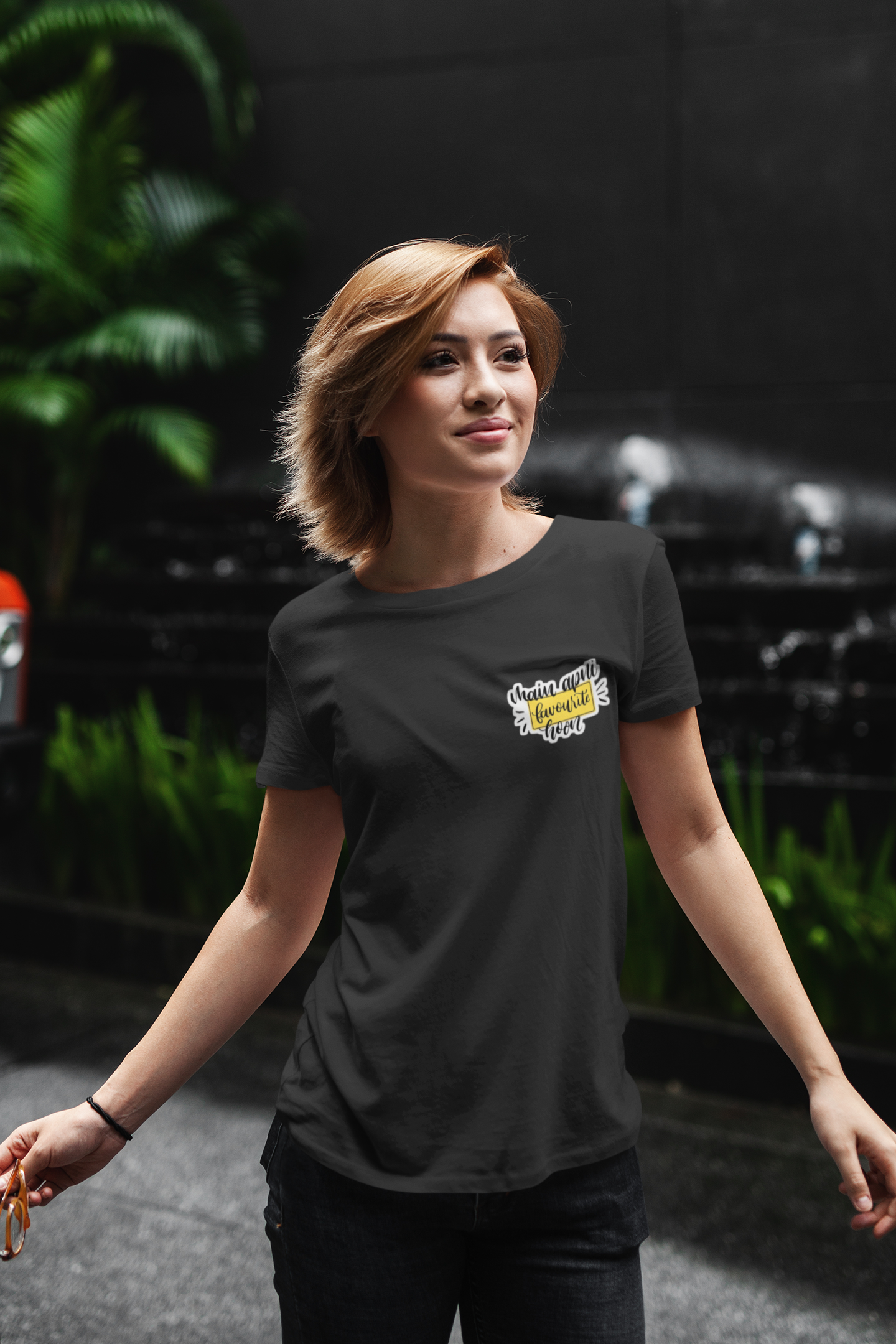 Women's T-Shirt : MAIN APNI FAVOURITE HOON