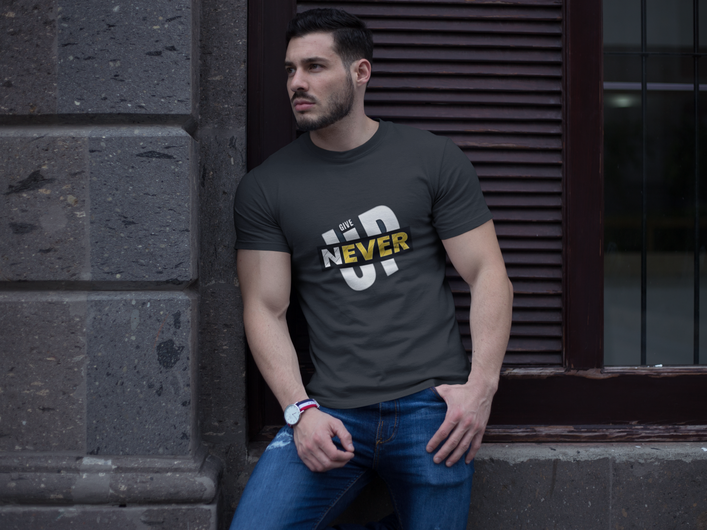 Men's T-Shirt : Never Give UP