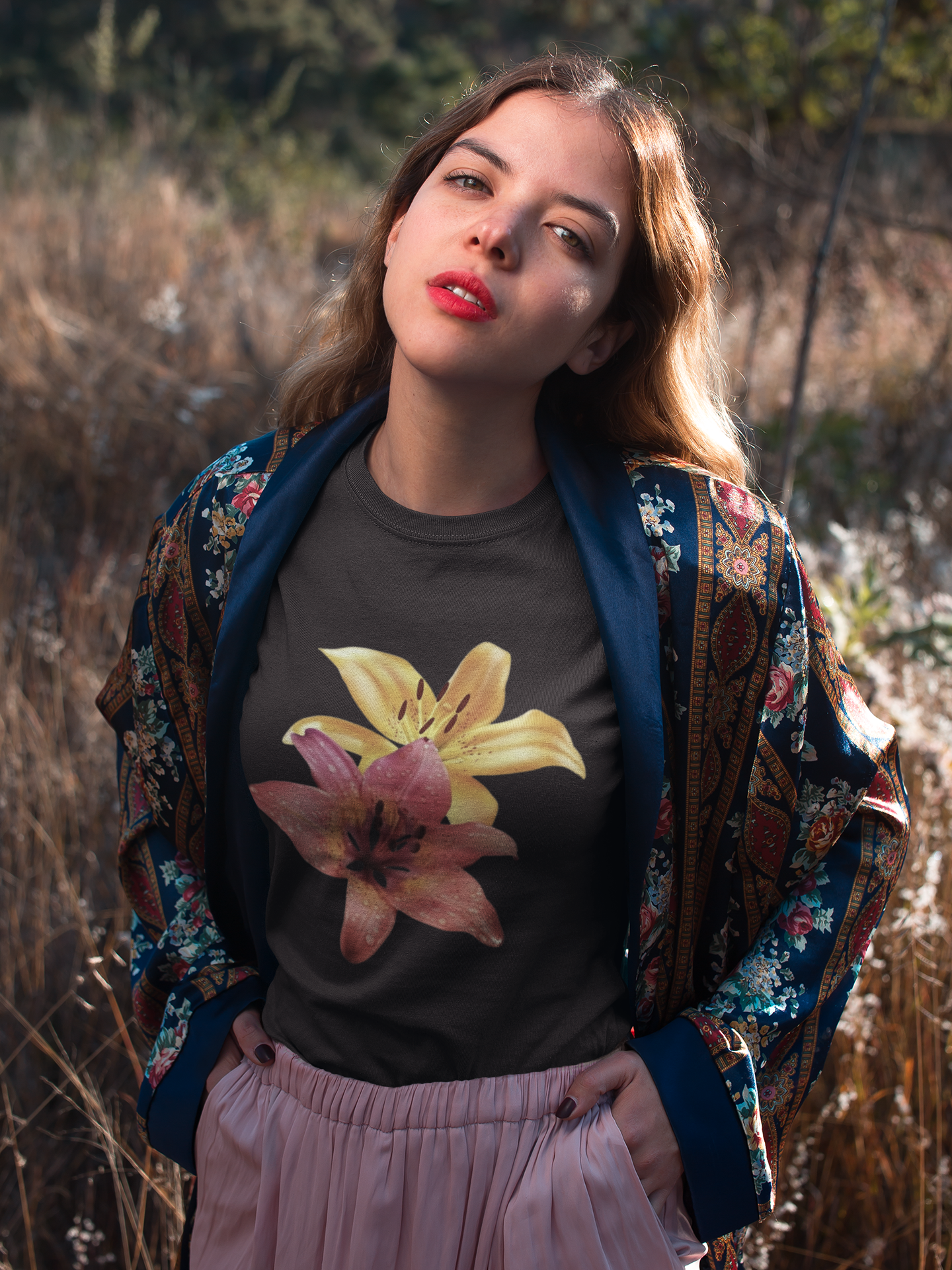 Women's T-Shirt : Lily