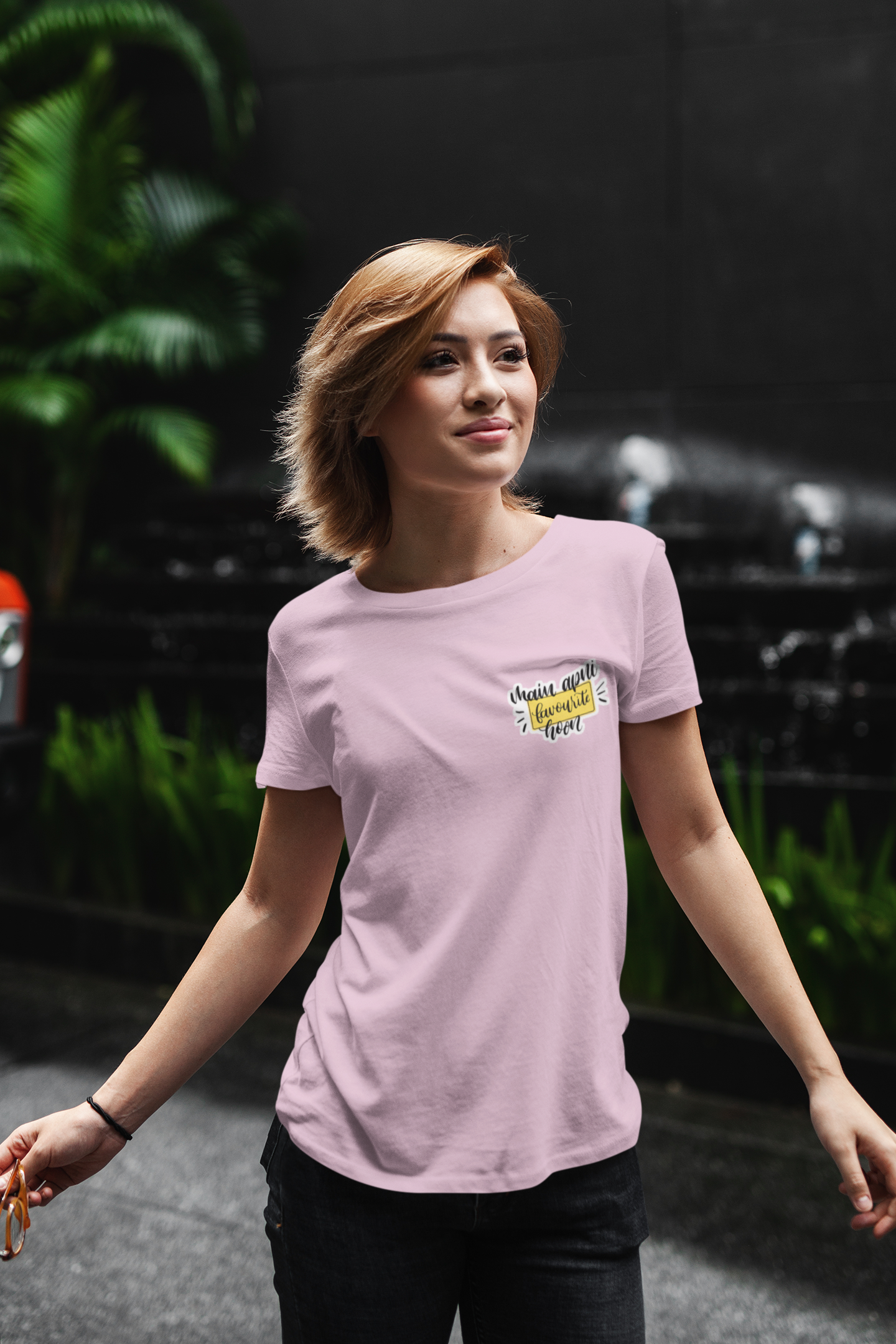 Women's T-Shirt : MAIN APNI FAVOURITE HOON