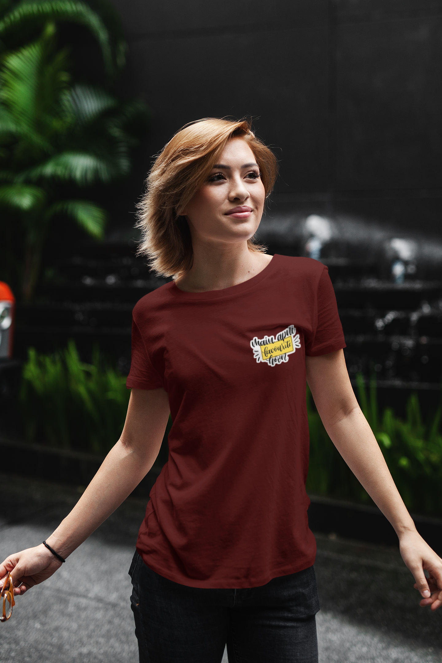 Women's T-Shirt : MAIN APNI FAVOURITE HOON